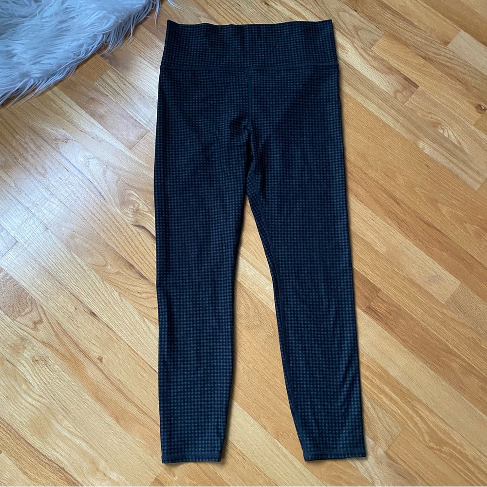 Vuori Black and Gray Checkered Elevation Leggings Pants Yoga - Picture 2 of 9